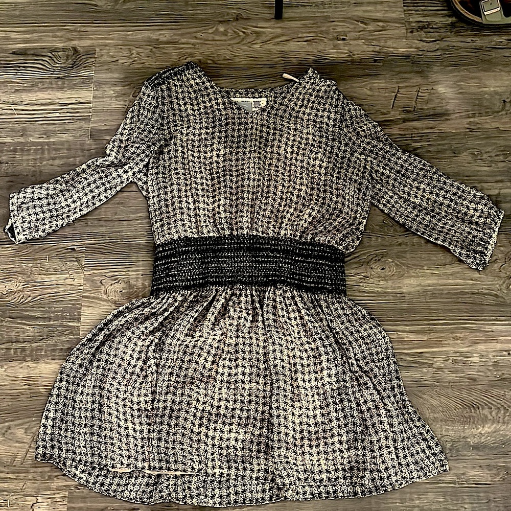 Vanessa Virginia Large Dress! Extremely light fabric with elastic waistband